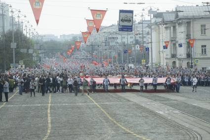 Екатеринбург. День Победы. Парад в честь 74-й годовщины победы в Великой Отечественной войны. Шествие колонны \'Бессмертный полк\'