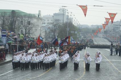 Екатеринбург. День Победы. Парад в честь 74-й годовщины победы в Великой Отечественной войны