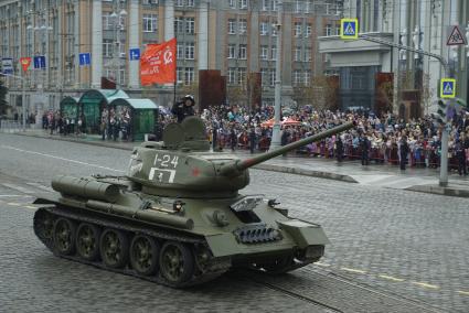 Екатеринбург. День Победы. Парад в честь 74-й годовщины победы в Великой Отечественной войны