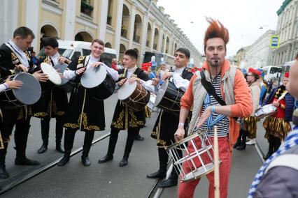 Санкт-Петербург. Участники парада в рамках празднования 316-летия со дня основания города.