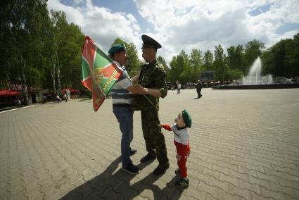 Екатеринбург. Празднование дня пограничника в ЦПКиО им. Маяковского