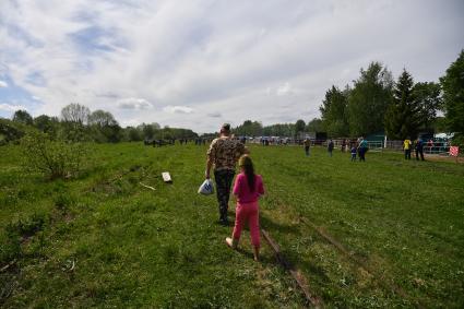 Новгородская область, Тесово-Нетыльское.  Перед началом VII международного военно-исторического фестиваля, посвященного боям апреля-мая 1942 года за коридор снабжения в районе прорыва 2 Ударной Армии.