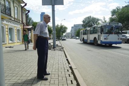 Екатеринбург. Троллейбус в городе