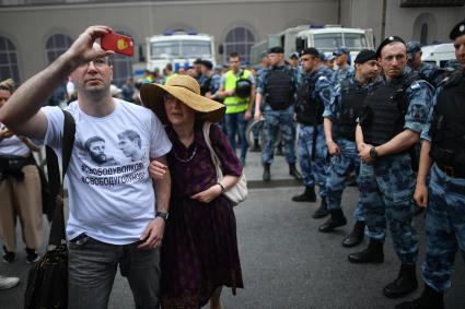 Москва.  Акция в поддержку журналиста интернет-издания `Медуза`Ивана Голунова.