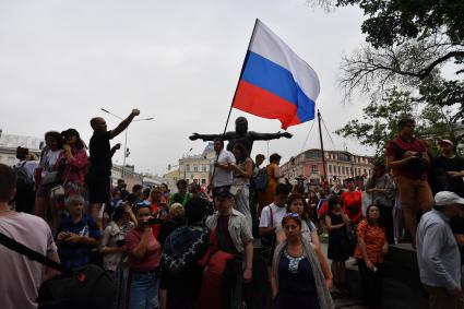 Москва.  Акция в поддержку журналиста интернет-издания `Медуза`Ивана Голунова на Страстном бульваре.