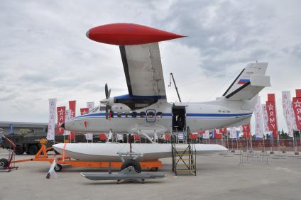 Московская область, Кубинка.  Многоцелевой двухмоторный самолет L-410 на международном военно-техническом  форуме  (МВТФ) `Армия-2019` в парке `Патриот`.