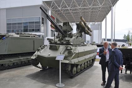 Московская область, Кубинка. Робототехнический комплекс `Уран 9` на международном военно-техническом форуме (МВТФ) `Армия-2019` в парке `Патриот`.