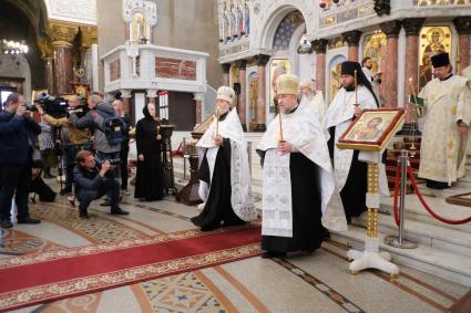 Санкт-Петербург. В Никольском соборе Кронштадта прошла панихида по погибшим на подлодке АС-31 морякам Северного флота России.