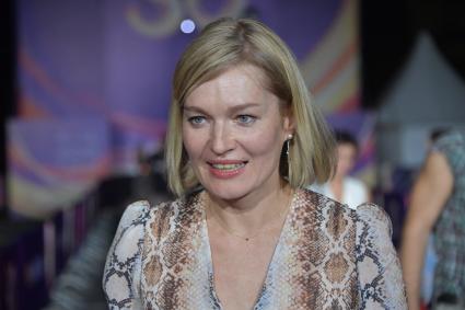 Сочи. Актриса Виктория Толстоганова на 30-м российском кинофестивале `Кинотавр`.