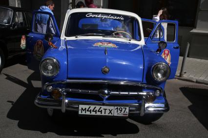 Диск345. Ралли классических автомобилей \'ГУМ-Авторалли Gorkyclassic 2017\'. На снимке: ретро-автомобиль