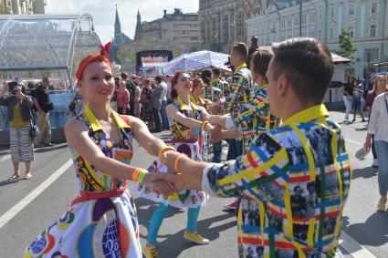 Москва. Во время праздничных мероприятий в честь Дня города на Тверской улице.