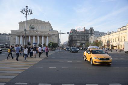 Москва. Вид на Большой театр.