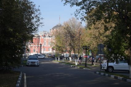 Москва. Вид на Пертровский Путевой дворец.