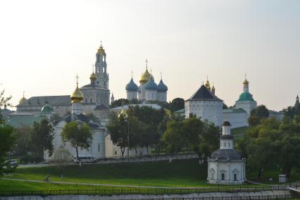 Московская область, Сергиев Посад. Вид на Троице-Сергиеву лавру.