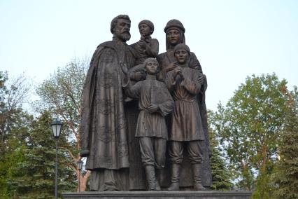 Московская область, Сергиев Посад. Памятник семье Сергия Радонежского.