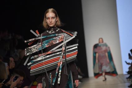 Москва.  неделя моды Mercedes-Benz Fashion Week Russia