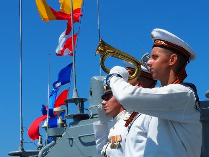 Севастополь. Военно-морской парад в Севастополе.