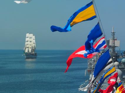 Севастополь. Военно-морской парад в Севастополе.