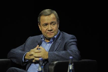 Екатеринбург. Ельцин-центр. Публичное интервью Владимира Познера с Валентином Юмашевым (на фото), бывшим главой администрации первого президента России Бориса Ельцина.