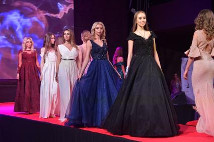 Москва. Участницы финала конкурсов красоты `Российская красавица 2019`, `Топ Модель России 2019`, `Топ Модель PLUS2019`.