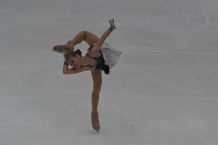 Москва.  Спортсменка из России Александра Трусова  во время выступления в короткой программе женского одиночного катания в рамках Гран-при по фигурному катанию `Кубок Ростелеком` во дворце спорта `Мегаспорт`.