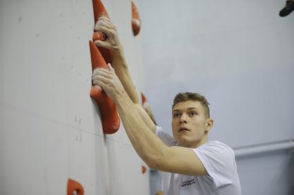 Екатеринбург. Дворец игровых видов спорта (ДИВС). Открытие крупнейшего скалодрома в городе