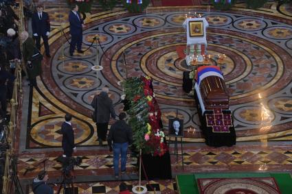 Москва. Церемония прощания с бывшим мэрм Москвы Юрием Лужковым в храме Христа Спасителя.