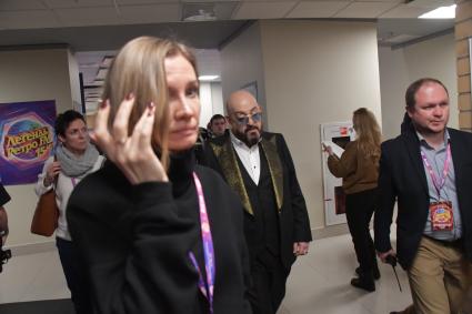 Москва. Певец Михаил Шуфутинский (в центре) на музыкальном фестивале `Легенды Ретро FM`.