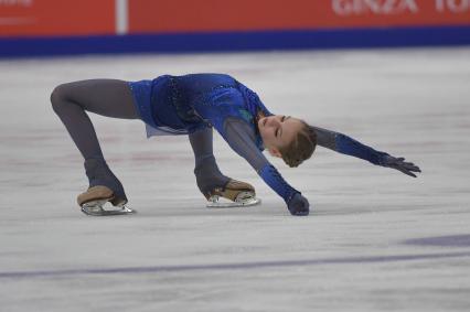 Москва.  Спортсменка из России Александра Трусова во время выступления в произвольной программе женского одиночного катания в рамках Гран-при по фигурному катанию `Кубок Ростелеком` во дворце спорта `Мегаспорт`.