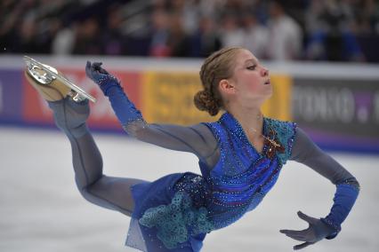 Москва.  Спортсменка из России Александра Трусова во время выступления в произвольной программе женского одиночного катания в рамках Гран-при по фигурному катанию `Кубок Ростелеком` во дворце спорта `Мегаспорт`.