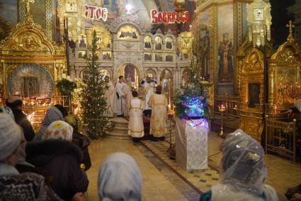 Самара. Во время Рождественского богослужения в Софийском соборе.