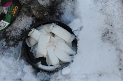 Свердловская область. Уничтожение партии снюс (табачный продукт с повышенным содержанием никотина) изъятой из продажи сотрудниками Роспотребнадзора