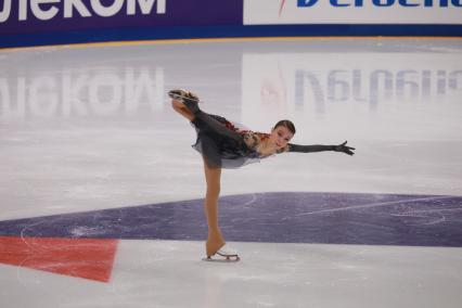Красноярск. Фигуристка Анна Щербакова выступает в женском одиночном катании на ЧР по фигурному катанию.