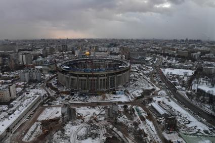 Москва.  Здание СК `Олимпийский`, где идет реконструкция.