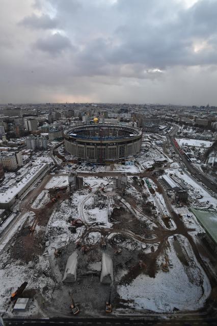 Москва.  Здание СК `Олимпийский`, где идет реконструкция.