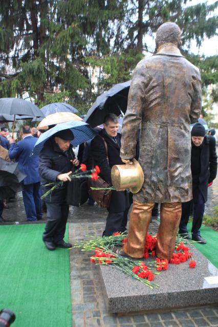 Диск 384 памятник Петру Вяземскому в историческом обществе