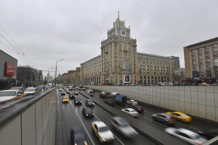 Москва. Вид на Садовое кольцо и Маяковский тоннель.