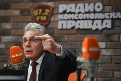 Москва. Президент РАН  Александр Сергеев  на радио `Комсомольская правда`.