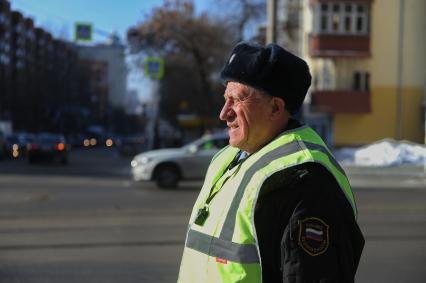 Екатеринбург. Группа добровольных народных дружинников во время охраны обшественного порядка в городе