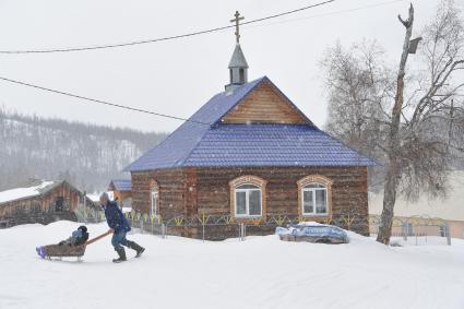 Красноярский край, пос. Бурный. Старообрядческая церковь.