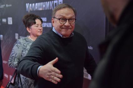 Москва.  Продюсер Игорь Угольников на премьере фильма  режиссера Константина Буслова `Калашников` в кинотеатре `Октябрь`.