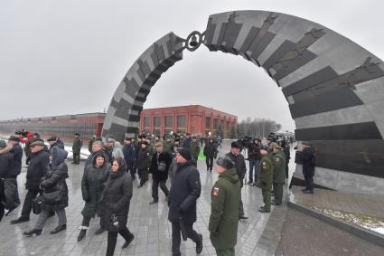 Москва.  Церемония прощания с маршалом Советского Союза Дмитрием Язовым на Федеральном военном мемориальном  кладбище в Мытищах.