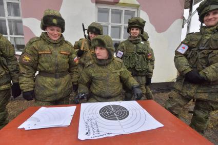 Переславль-Залесский.   Всероссийский конкурс профессионального мастерства среди женщин-военнослужащих `Макияж под камуфляж` в учебном центре РВСН.