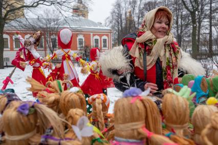 Санкт-Петербург. Во время праздничных гуляний в честь Широкой Масленицы.