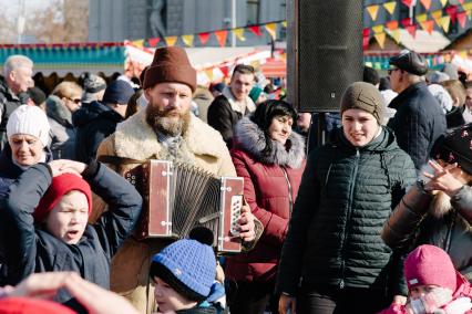 Самара. Участники масленичных гуляний.