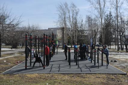 Екатеринбург. Горожане во время нерабочей недели, объявленной президентом РФ для снижения темпов распространения коронавируса COVID-19