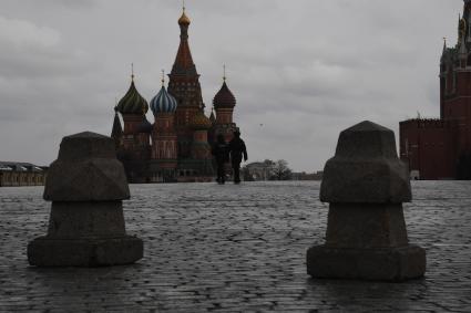 Москва. Опустевшая Красная площадь.