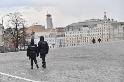 Москва. Пустая Красная площадь.