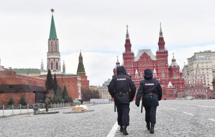 Москва. Пустая Красная площадь.