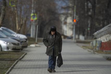 Екатеринбург. Горожане во время нерабочей недели объявленной президентом РФ для снижения темпов распространения коронавируса COVID-19